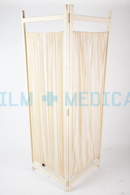 Hospital Screen Cream in Wood